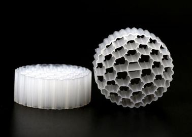 kupować Wysoka powierzchnia MBBR Bio Media White Virgin HDPE Material Energooszczędność online manufacture