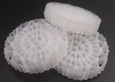 kupować Hdpe Eco Friendly MBBR Bio Carrier 25*5mm Activity Floating Biomass Balls online manufacture