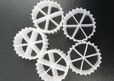 kupować 16 mm x 10 mm Hydrofilic Floating Filter Media Virgin HDPE Material MBBR online manufacture