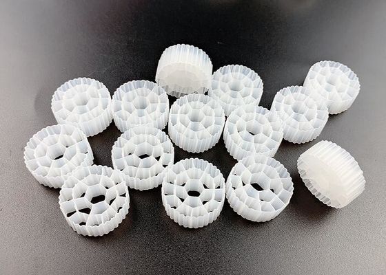 kupować Proces oksydacyjny Wydolność MBBR Media pływające MBBR Oczyszczenie wody online manufacture