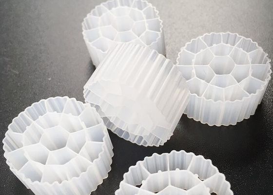kupować Plastic MBBR Bio Media HDPE K3 Aquaponics Filter Media 500 m2/m3 fda materiał bezpieczny biopipe biocell kuli online manufacture