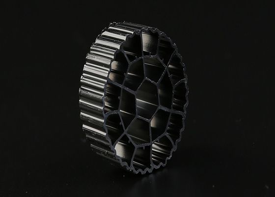 kupować Czarny kolor Plastic MBBR Kaldnes K1 MBBR Bio Media HDPE Materiał 25mm X 12mm Wielkość online manufacture