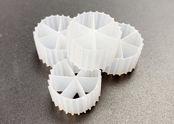 kupować MBBR Mieszanie Poruszające Łóżko Bifilm Reaktor HDPE Materiał MBBR K1 Filtr Media FDA Safty online manufacture