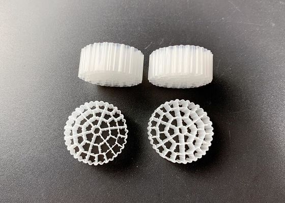 kupować K3 Przenośne łóżko Biofilm Reaktor MBBR Pływający Filtr Media Shrimp Plastikowe nośniki online manufacture