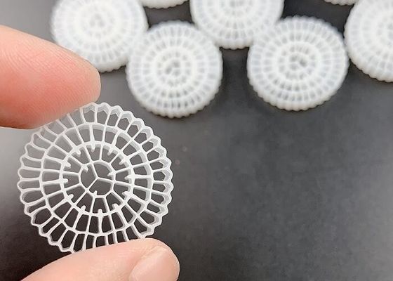 Kaldnes K5 FDA Bezpieczeństwo Aktywny Biofilm Wisiający Szybko Mbbr Bio Filter Media