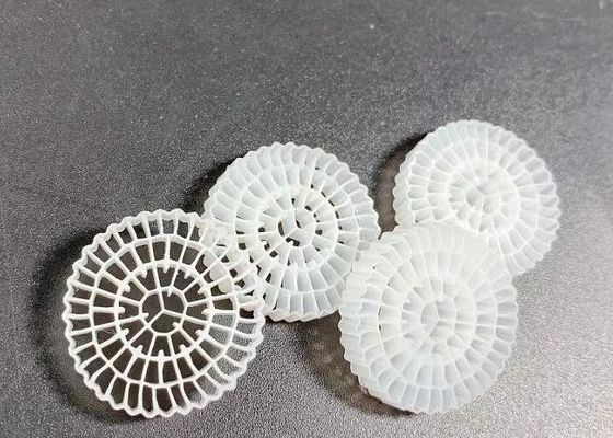 75 pomieszczeń Biocell MBBR Filtr mediów Super dekarboryzacja dla RAS Akwakultury