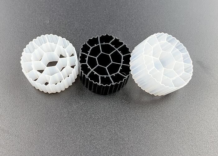 Plastikowy nośnik K1 K3 K5 Pływający biofiltr do pakowania Mbbr