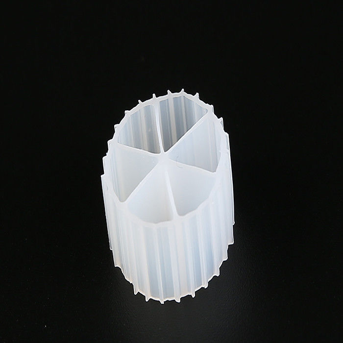 Koi Pond Biocell Filter Media Plastic Bio Media 6 dziur z białym kolorem i dziewiczym HDPE