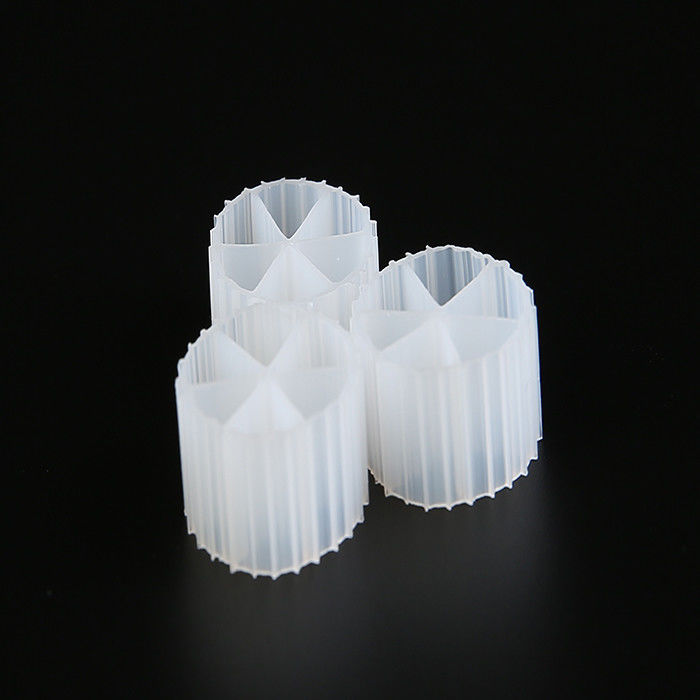 Koi Pond Biocell Filter Media Plastic Bio Media 6 dziur z białym kolorem i dziewiczym HDPE