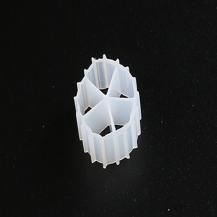 Naturalny kolor MBBR Filtrujący medium i matowy materiał HDPE MBBR Bio Media dla RAS 10*7mm