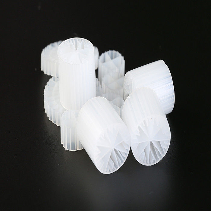 Materiał HDPE K1 Filtry z rozmiarem 12 mm x 9 mm i białym kolorem dla RAS