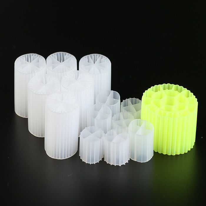 Czarny czyste HDPE Materiał MBBR Filtr plastikowy Medium dla akwarium 25mm X 12mm