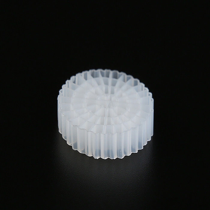 Biały kolor MBBR Bio Media Virgin HDPE Material K5 do oczyszczania ścieków