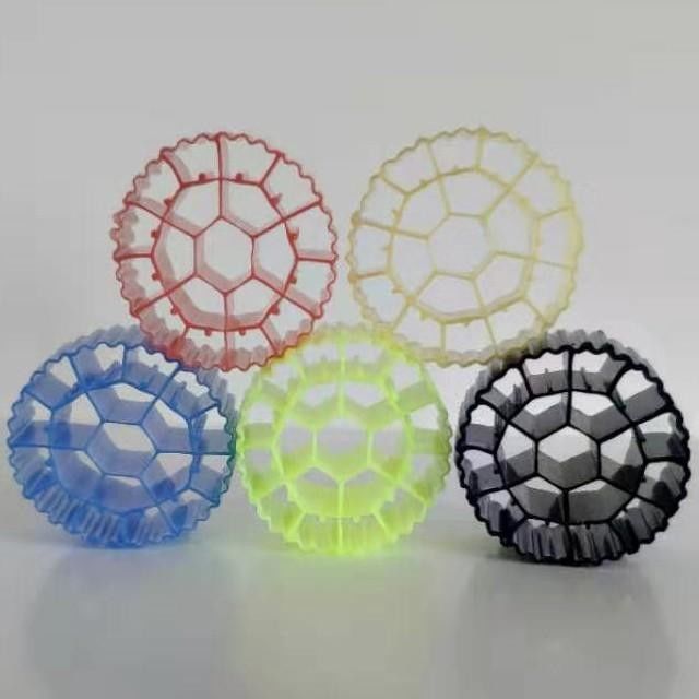 Białe media MBBR z dziewiczym materiałem HDPE i rozmiarem 25 * 12 mm do oczyszczania ścieków