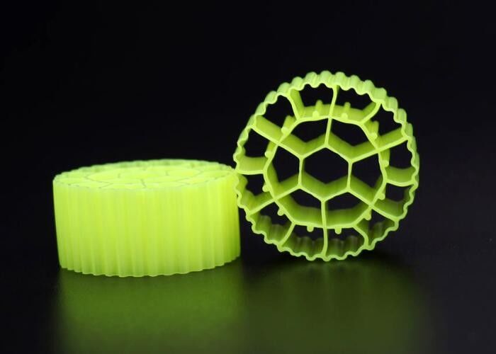 Żółty Mbbr Plastic Bio Balls Filter Media For Aquarium 25mm X 12mm Gorąca forma
