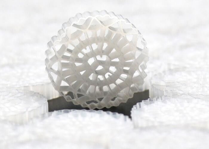 HDPE Kaldnes Filter Media For Ponds Biocells Technologia MBBR Odporność na uderzenia