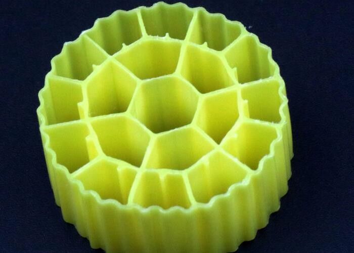 HDPE Biały Plastic K3 Filter Media Oczyszczanie wody Bio Cel For Pond Cass Proces Przesunięcie Amoniak Azot