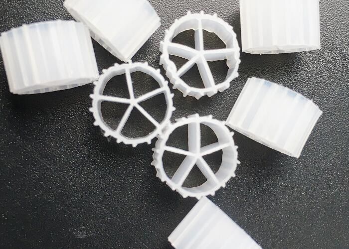 10*7mm MBBR pływający nośnik hodowla ryb akwakultura na lądzie hdpe materiał środowiskowy super jakość biały kolor