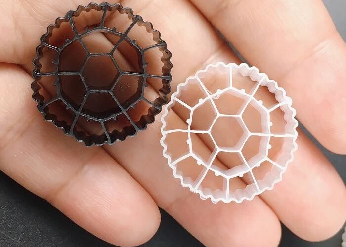 Biofiltry basenowe Media MBBR Oczyszczanie wody Filtracja biologiczna Hdpe 25*12mm