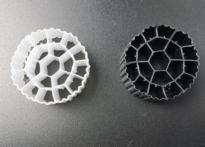 Plastikowy nośnik biofiltrowy biobal K1 i K3 Hdpe 25*12mm Ras Biały kolor