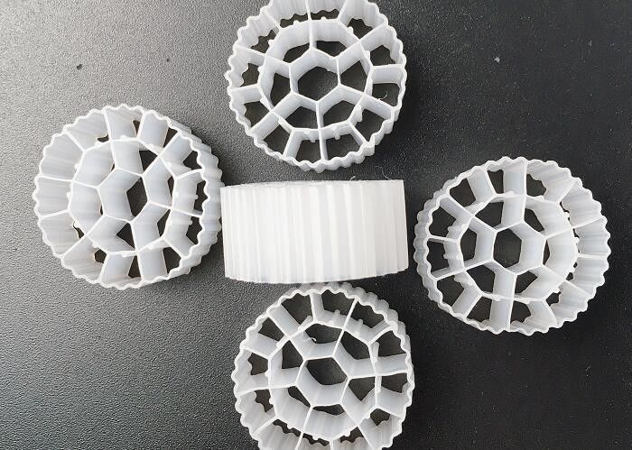 Plastikowy nośnik biofiltrowy biobal K1 i K3 Hdpe 25*12mm Ras Biały kolor