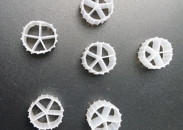 Mały szef MBBR Filter Media 20 lat długość życia dla RAS