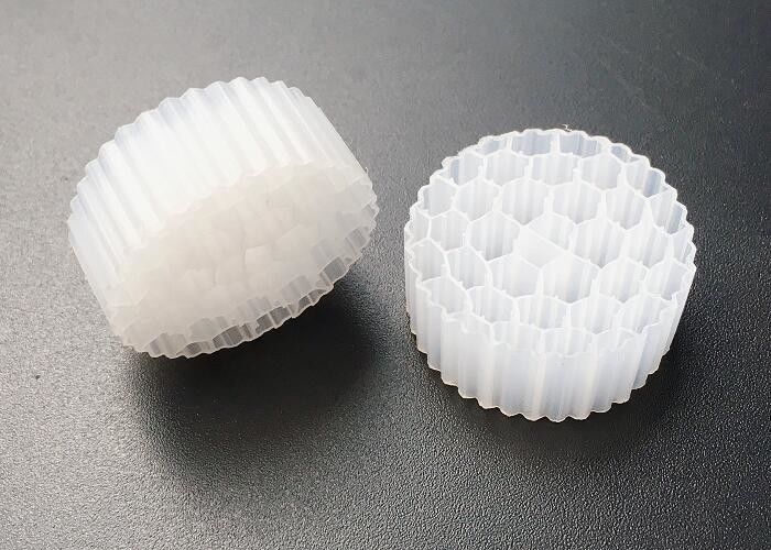 Chiny biologiczne media oczyszczania ścieków k3 bio growth fab media jako filtry wodne