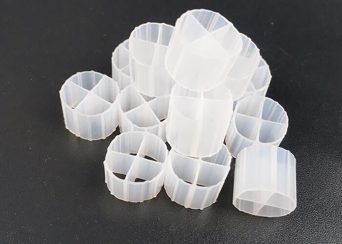 Wysokiej jakości filtry biokomórkowe z dziewiczym materiałem HDPE i białym kolorem dla RAS