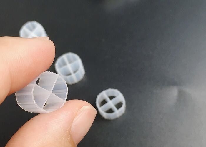 HIPS Biały kolor Plastic Biofilter, Biofilter do przenoszenia łóżka 12*9mm