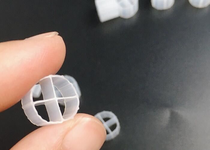 HIPS Biały kolor Plastic Biofilter, Biofilter do przenoszenia łóżka 12*9mm