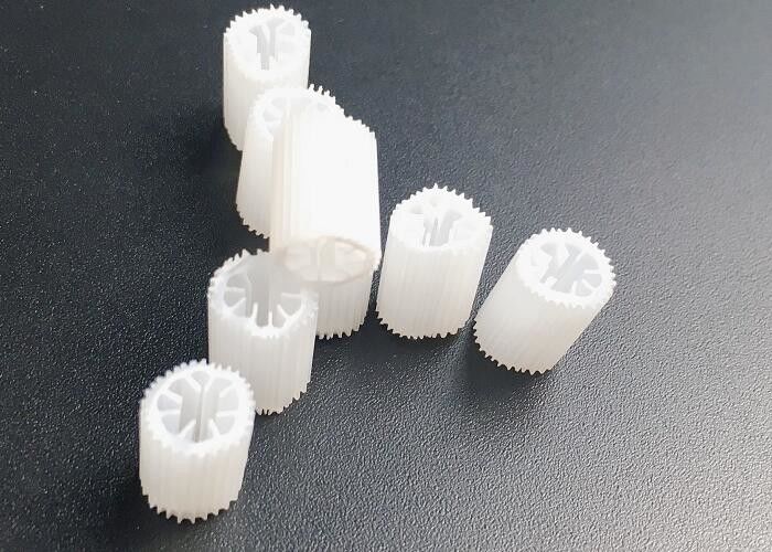 HIPS Wysokiej Gęstości MBBR Nośnik Samoczyszczący Łódź Rybna Pływający Filtr Media