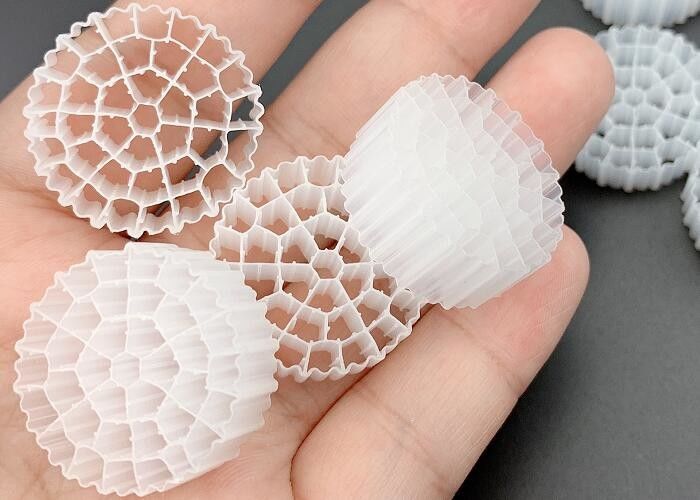 FDA PE37 25*10MM Biały filtr pływający HDPE MBBR