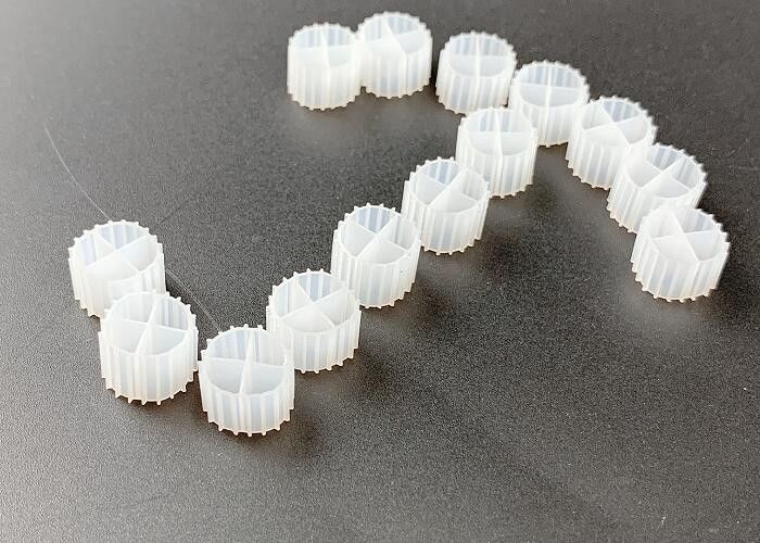 11*7mm MBBR Bio Balls Filter Media Duża powierzchnia