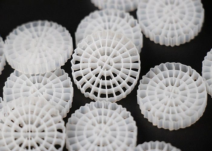 Biały kolor MBBR Bio Media Virgin HDPE Material K5 do oczyszczania ścieków