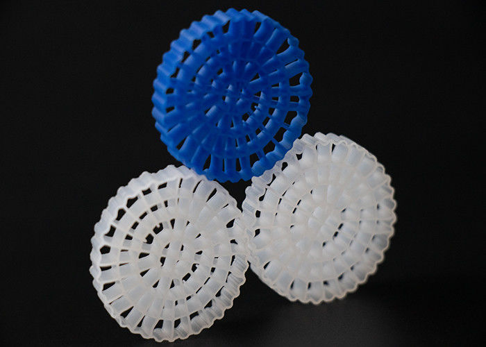 Oczyszczanie ścieków Środki filtracyjne z tworzyw sztucznych MBBR HDPE biomover duże 1200 m2/m3 Powierzchnia sprzęt IFAS