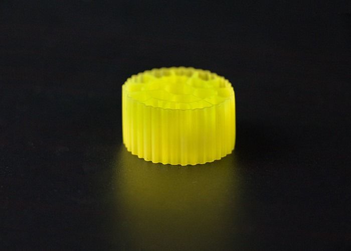 Biały kolor MBBR Filter Media K3 Bio Media Dobra odporność na uderzenia z dziewiczym HDPE