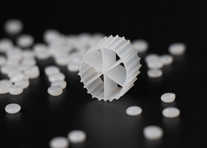 MBBR 100% czyste HDPE PE04 BIO Filtr media Biały kolor 0,98 g/cm3