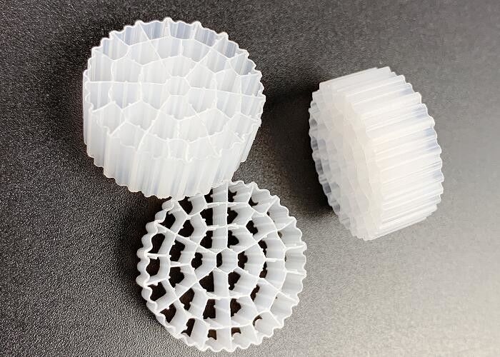 FDA Safty A/O Technology MBBR Plastic Filter Media Biały materiał Hdpe