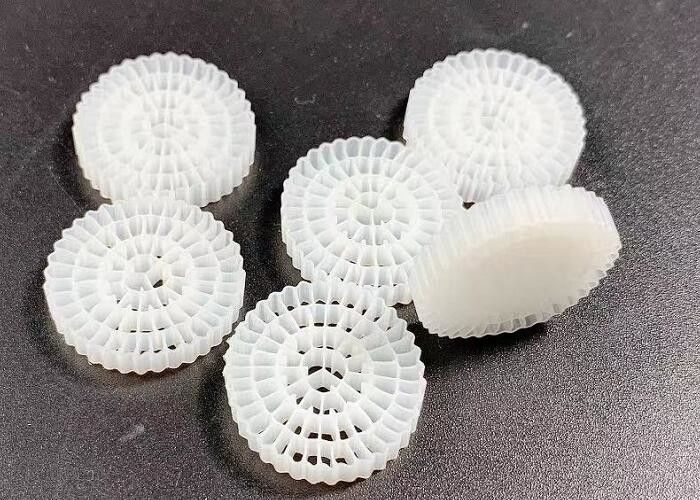 HDPE Mbbr Nośnik Bio Filtr Do Rybniczych Podwieszonych Łóżeczek 25x4MM