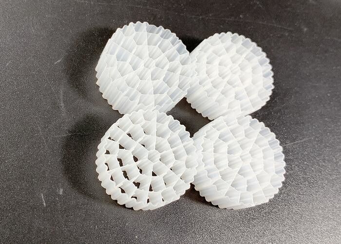 Biały kolor SBR Procesowe oczyszczanie wody MBBR Filtry ROHS REACH